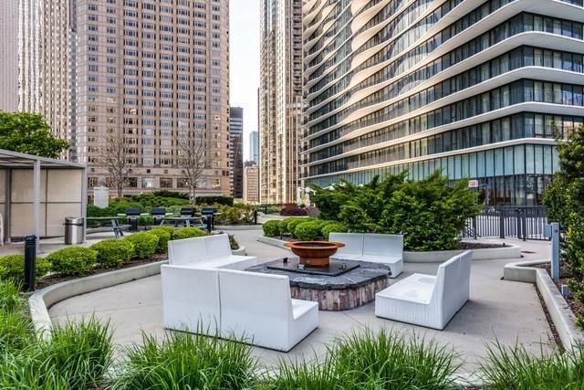 225 N Columbus Dr Unit 5512, Chicago, IL 60601 - photo 21