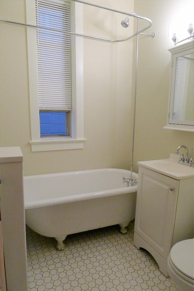 1020 N Wood St, Chicago, IL 60622 - full bathroom with vanity and toilet