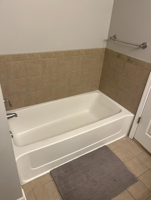 390 W Mahogany Ct Unit 301, Palatine, IL 60067 - bathroom featuring a garden tub and tile patterned flooring
