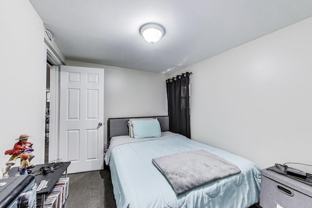 3425 W Lyndale St, Chicago, IL 60647 - bedroom with dark colored carpet