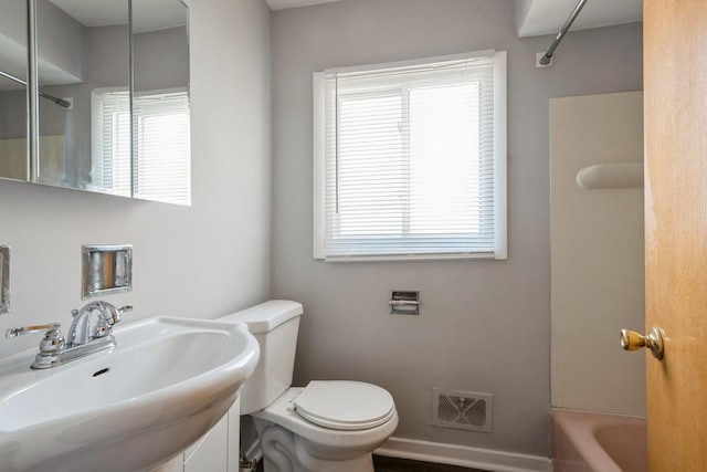 1718 Hovland Ct, Evanston, IL 60201 - bathroom featuring shower / washtub combination and vanity