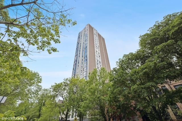 1530 N Dearborn Pkwy Unit 9S, Chicago, IL 60610 - view of building exterior