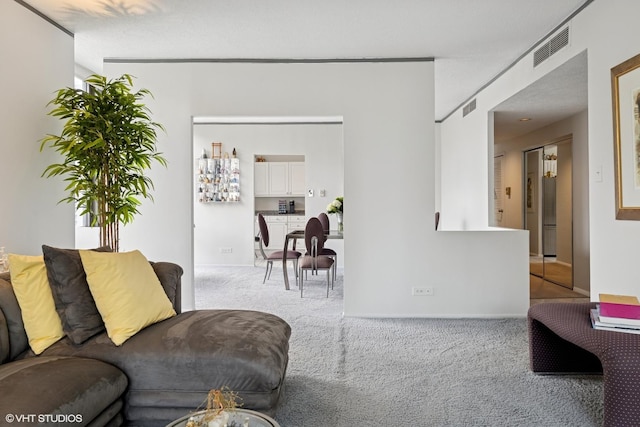1530 N Dearborn Pkwy Unit 9S, Chicago, IL 60610 - living area featuring carpet flooring