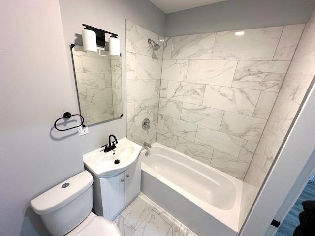 225 E 138th St, Dolton, IL 60419 - photo 9