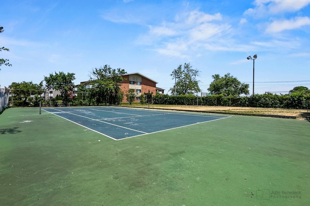 4000 Bayside Dr Unit 105, Palatine, IL 60074 - view of tennis court with community basketball court