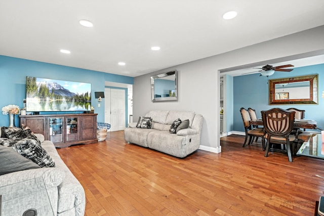 4000 Bayside Dr Unit 105, Palatine, IL 60074 - living room with light wood-style flooring, recessed lighting, and ceiling fan