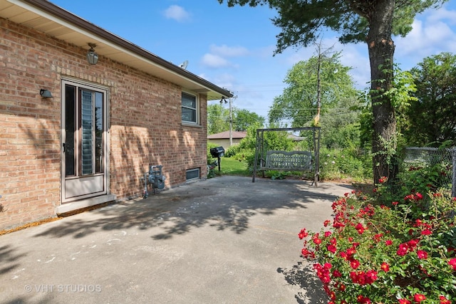 8544 W Roseview Dr, Niles, IL 60714 - view of patio / terrace