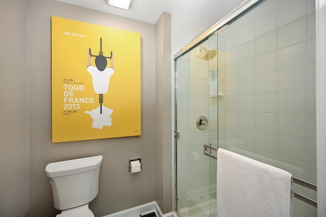 875 E 22nd St Unit 220, Lombard, IL 60148 - bathroom with a stall shower