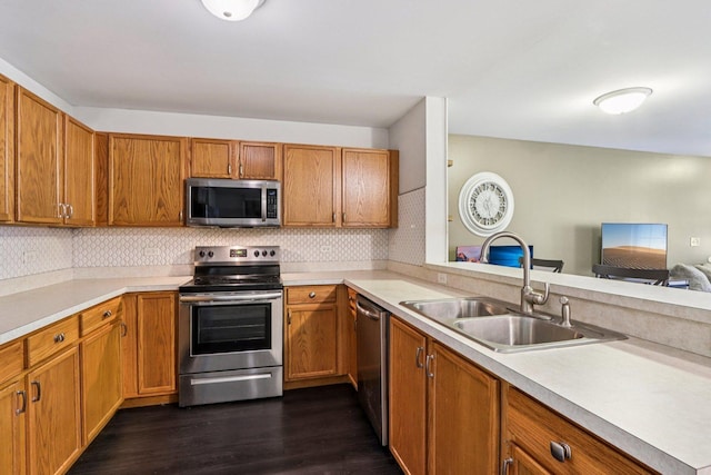 1013 Silverstone Dr Unit 1013, Carpentersville, IL 60110 - photo 8
