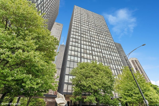 880 N Lake Shore Dr Unit 4E, Chicago, IL 60611 - view of building exterior