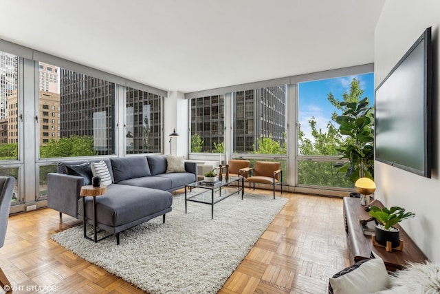 880 N Lake Shore Dr Unit 4E, Chicago, IL 60611 - sunroom with healthy amount of natural light and a wall of windows