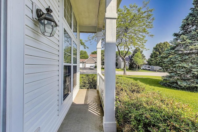 670 N Hastings Pl, Lindenhurst, IL 60046 - photo 2