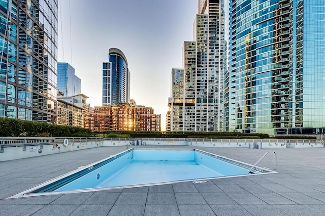 1211 S Prairie Ave Unit 1106, Chicago, IL 60605 - view of pool featuring a city view