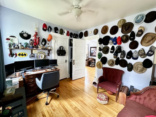 478 Barrett St, Elgin, IL 60120 - home office with ceiling fan and wood-type flooring