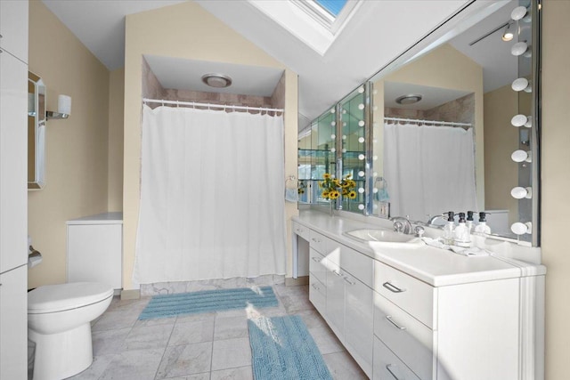1810 Cardinal Ct, Pontiac, IL 61764 - full bathroom featuring a skylight, vanity, and a shower with shower curtain