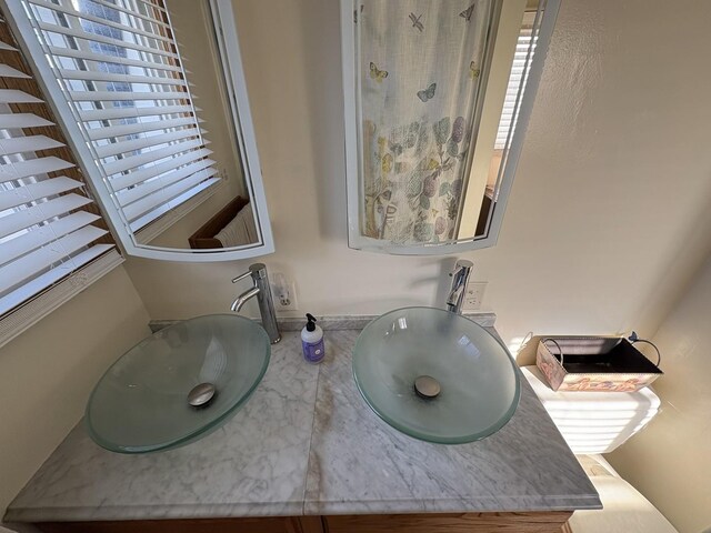 265 Macarthur Dr, Northlake, IL 60164 - photo 29