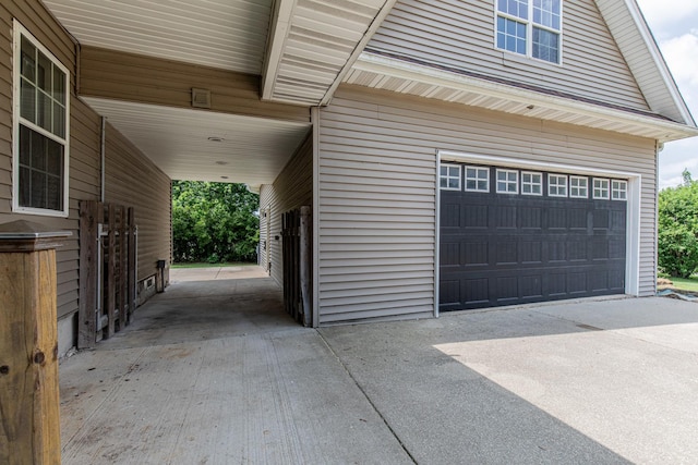 402 Lincoln St, Seatonville, IL 61359 - view of garage