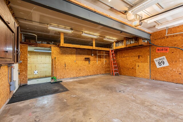 402 Lincoln St, Seatonville, IL 61359 - garage with a garage door opener