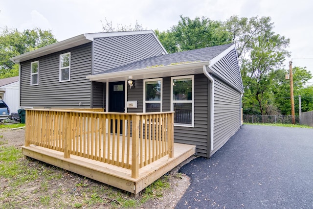 22156 Peach Tree Ave, Sauk Village, IL 60411 - view of wooden deck