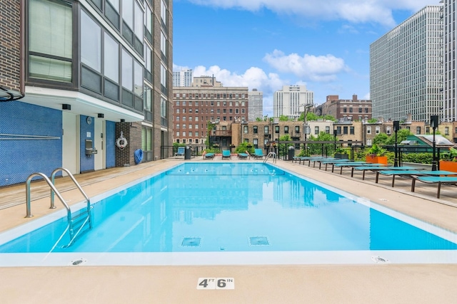 21 W Goethe St Unit 8K, Chicago, IL 60610 - community pool featuring a city view