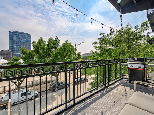 1040 W Adams St Unit 238, Chicago, IL 60607 - balcony featuring area for grilling