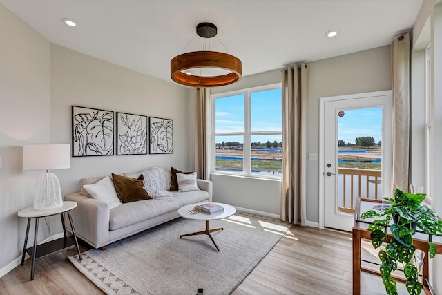 2804 Autumn Ridge Ct, Lindenhurst, IL 60046 - living area featuring light wood-style flooring, baseboards, and recessed lighting