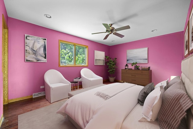 1325 E Lake Ave, Glenview, IL 60025 - bedroom with wood finished floors, ceiling fan, and recessed lighting