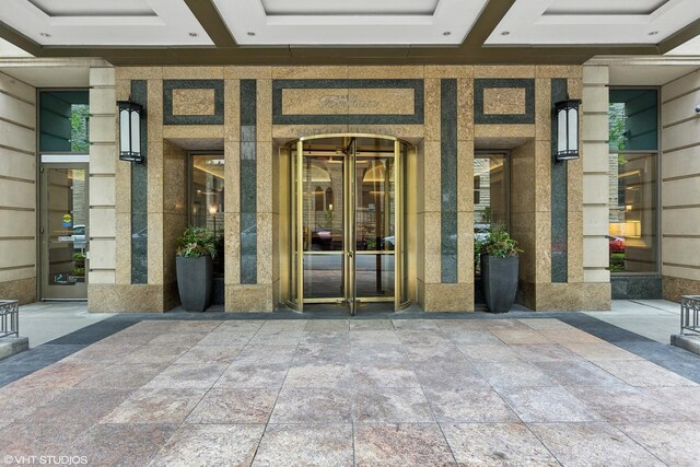 25 E Superior St Unit 2405, Chicago, IL 60611 - photo 2