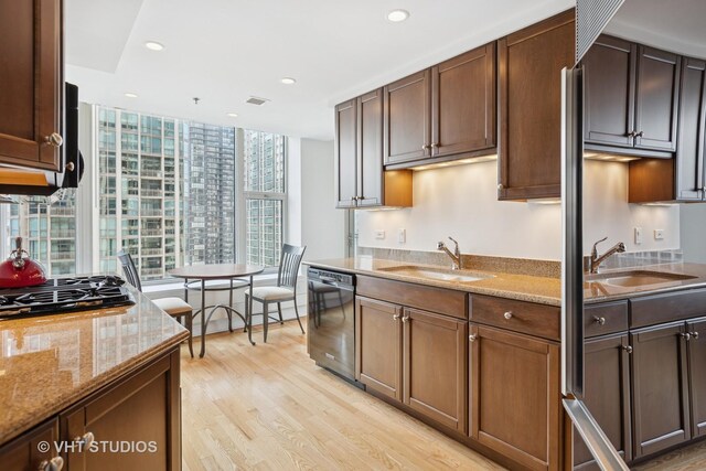 25 E Superior St Unit 2405, Chicago, IL 60611 - photo 8