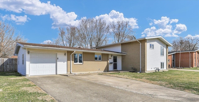 317 Naples Dr, Rantoul, IL 61866 - photo 1