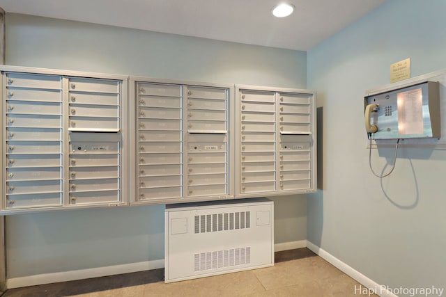 1567 Ridge Ave Unit 401, Evanston, IL 60201 - view of community with mail area and recessed lighting