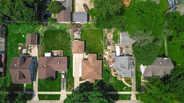 370 N Commonwealth Ave, Elgin, IL 60123 - aerial overview of property's location with nearby suburban area
