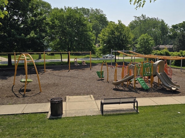 848 Bonita Ave, Elk Grove Village, IL 60007 - communal playground with a lawn