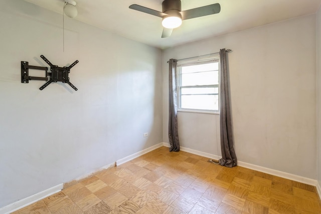 848 Bonita Ave, Elk Grove Village, IL 60007 - unfurnished room with a ceiling fan and baseboards