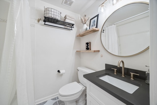 1443 N Mohawk St Unit 1, Chicago, IL 60610 - bathroom with vanity and a shower with shower curtain