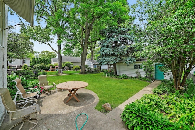 3218 Wenonah Ave, Berwyn, IL 60402 - view of green lawn with a patio