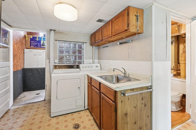 1127 Herbert Ave, Berkeley, IL 60163 - laundry room with washing machine and clothes dryer