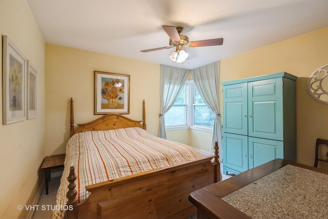 2601 Gordon Dr, Flossmoor, IL 60422 - bedroom with a ceiling fan