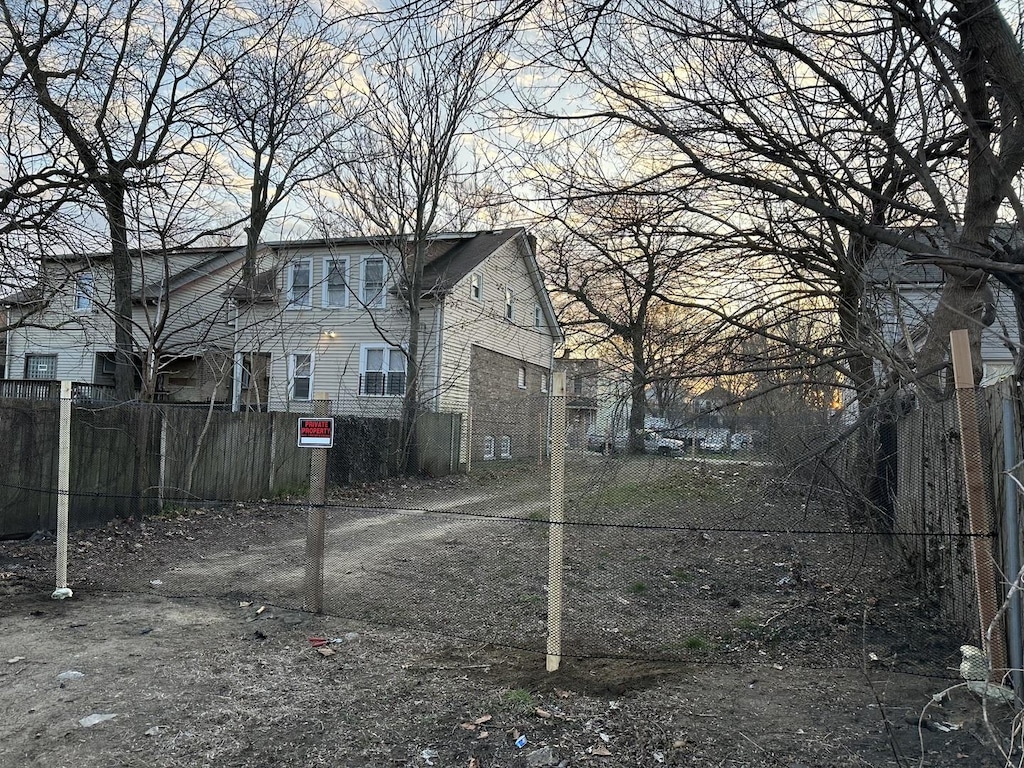 8017 S Marquette Ave, Chicago, IL 60617