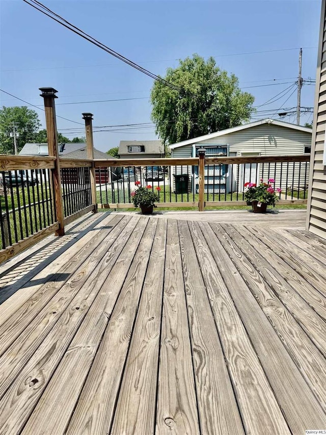 732 S 13th, Quincy, IL 62301 - view of wooden terrace