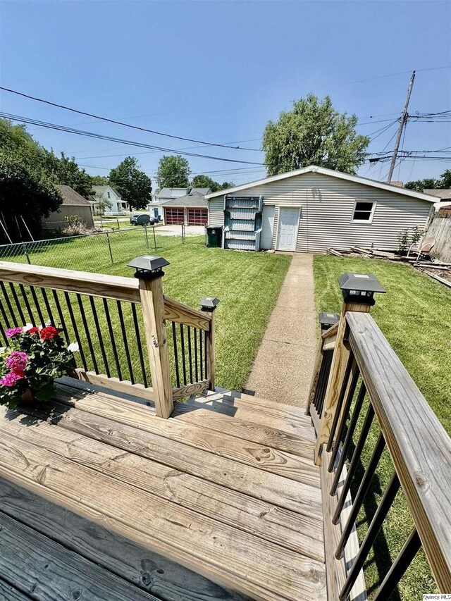 732 S 13th, Quincy, IL 62301 - view of deck
