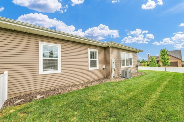 3311 Memory Ln, Urbana, IL 61802 - back of property with central air condition unit