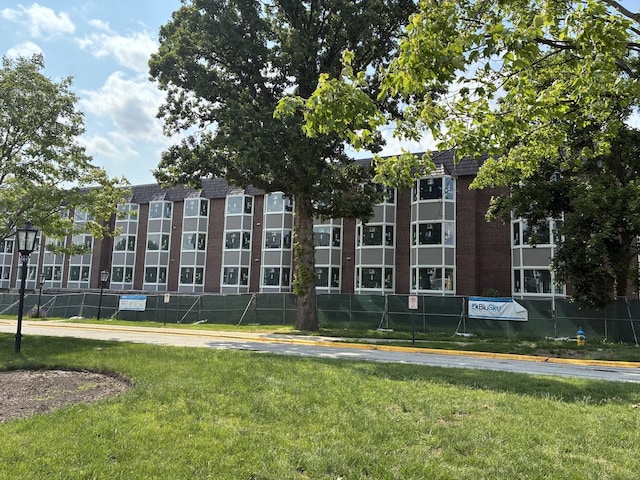 200 Thames Pkwy Unit 1B, Park Ridge, IL 60068 - view of building exterior