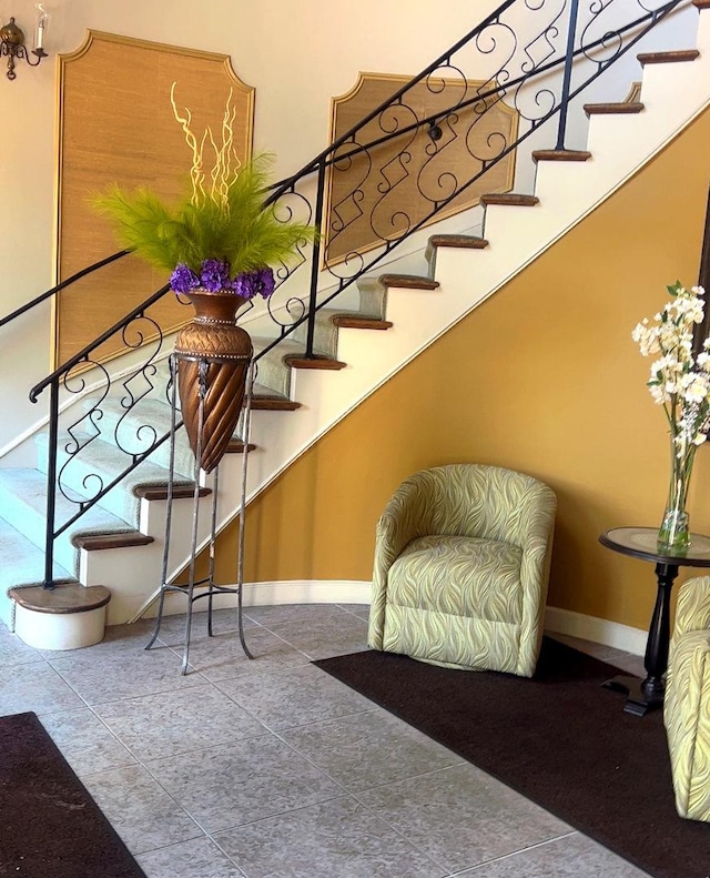 3427 Vollmer Rd Unit 108, Flossmoor, IL 60422 - staircase with baseboards