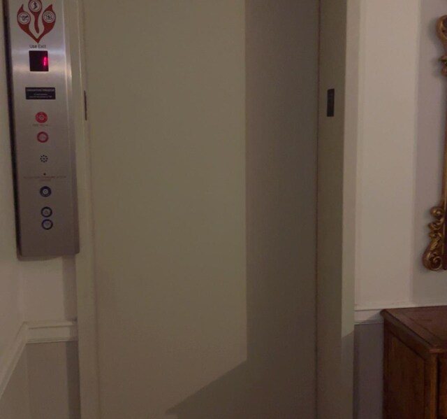 3427 Vollmer Rd Unit 108, Flossmoor, IL 60422 - view of elevator