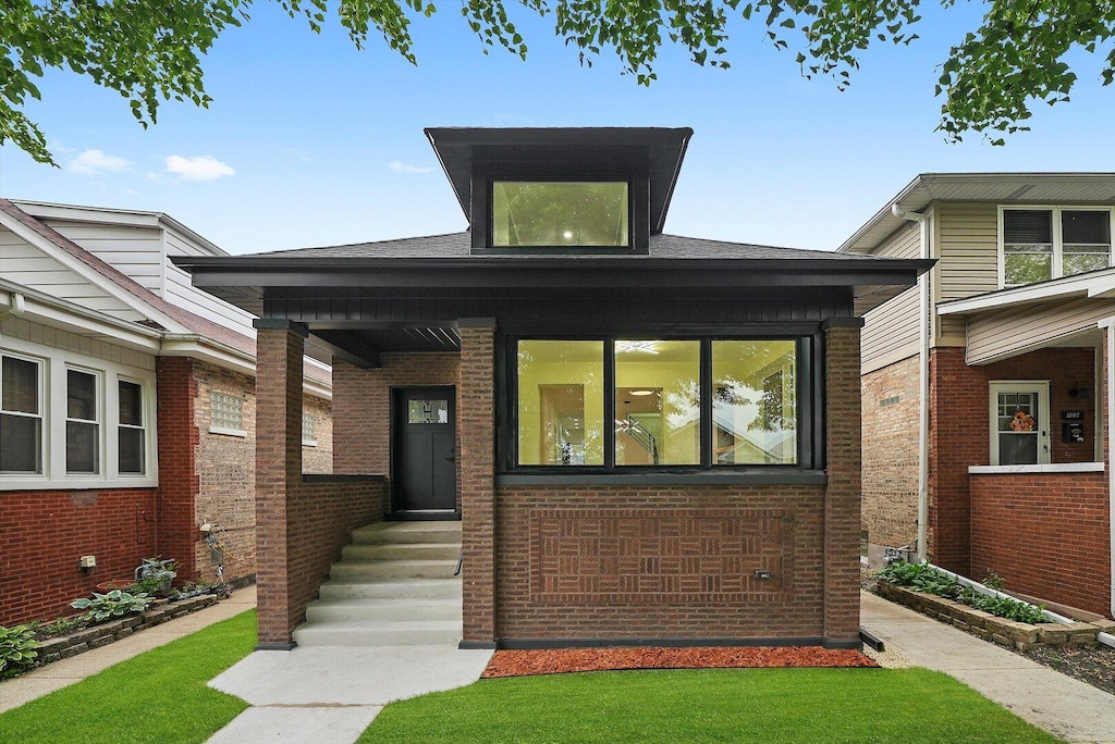 1321 S Highland Ave, Berwyn, IL 60402 - photo 1