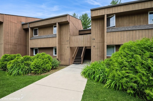 3525 Saint Anthony Way Unit 7A, Rockford, IL 61101 - view of property featuring stairs
