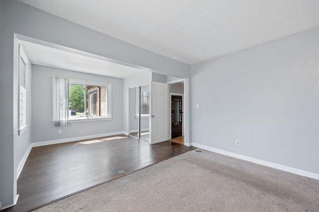 11319 S Green Bay Ave, Chicago, IL 60617 - photo 17