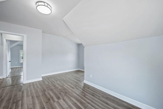 11319 S Green Bay Ave, Chicago, IL 60617 - photo 23