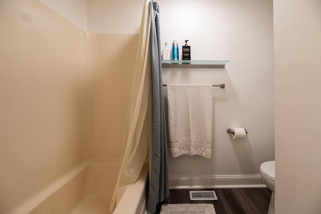 25429 W Cedar Crest Ln, Lake Villa, IL 60046 - full bathroom with wood finished floors and shower / tub combo